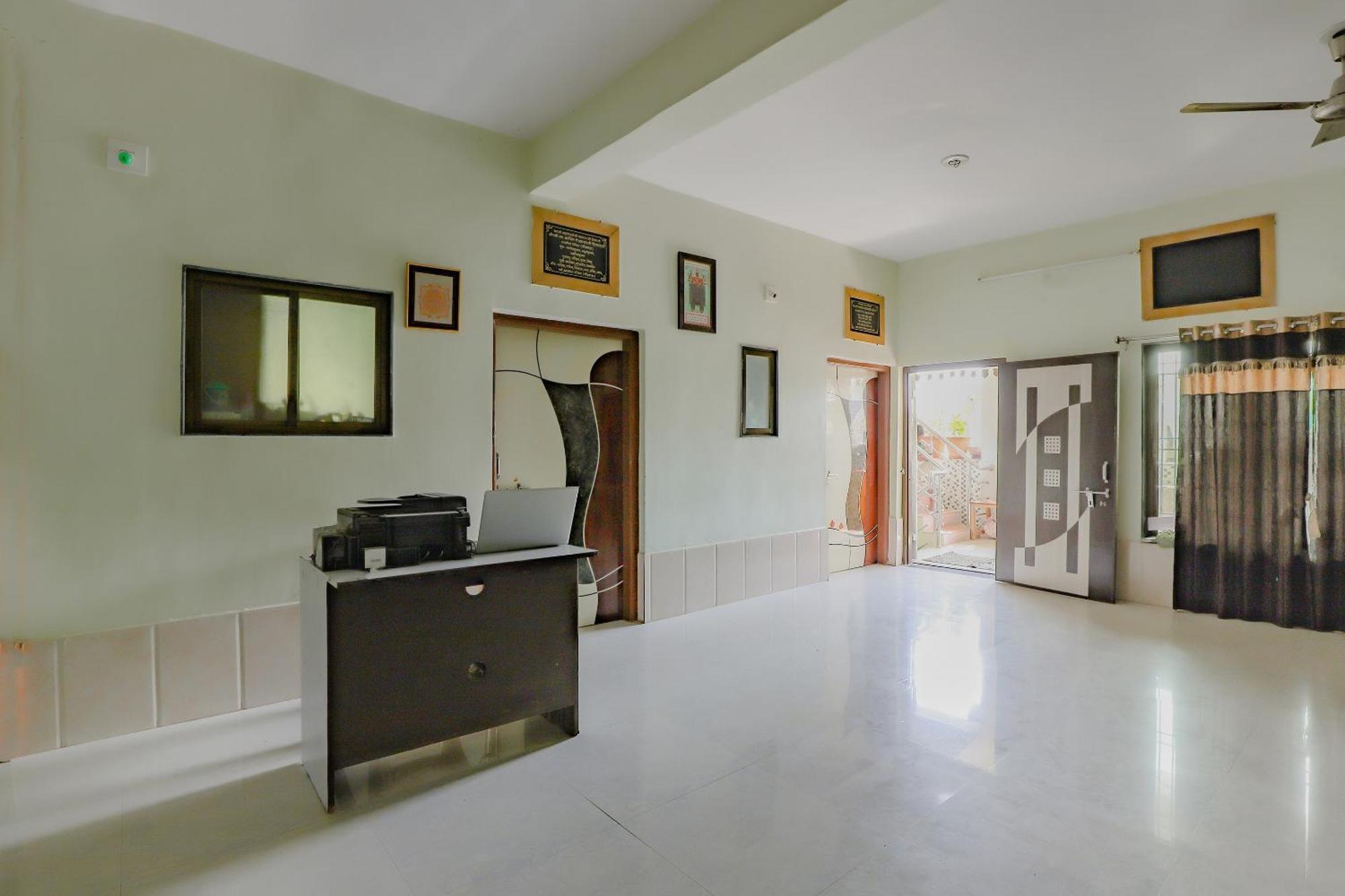 Spot On Jainsite Bhavan Palitana Exterior photo
